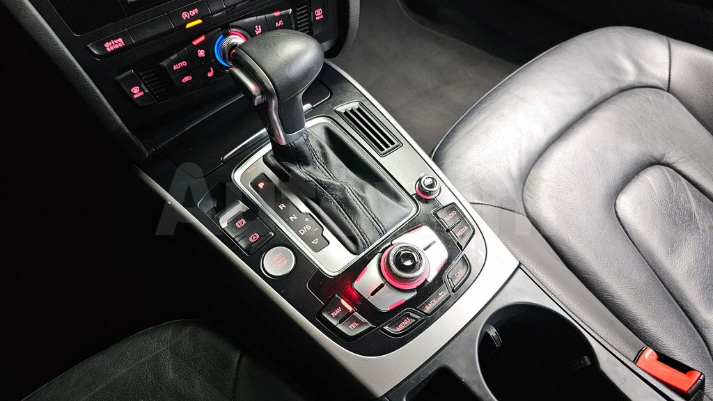 Audi New A4 35 TDI Quattro Dynamic B8 — снимка 9