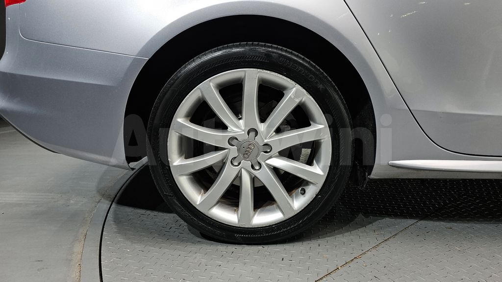 Audi New A4 35 TDI Quattro Dynamic B8 — снимка 5