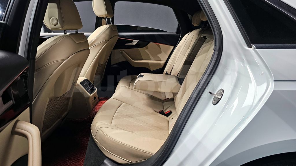 Audi A4 (B9) 35 TDI Premium — снимка 12