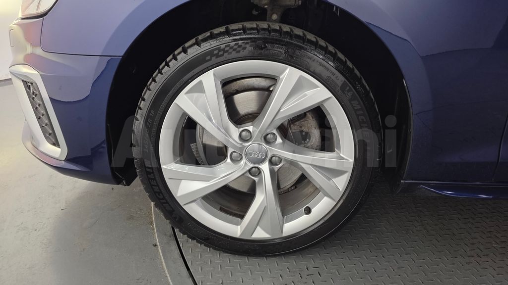 Audi A4 (B9) 35 TDI Premium — снимка 5