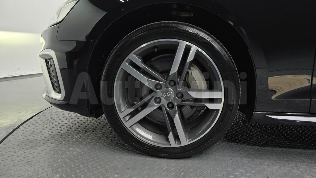 Audi A4 (B9) 45 TFSI Quattro Premium — снимка 5