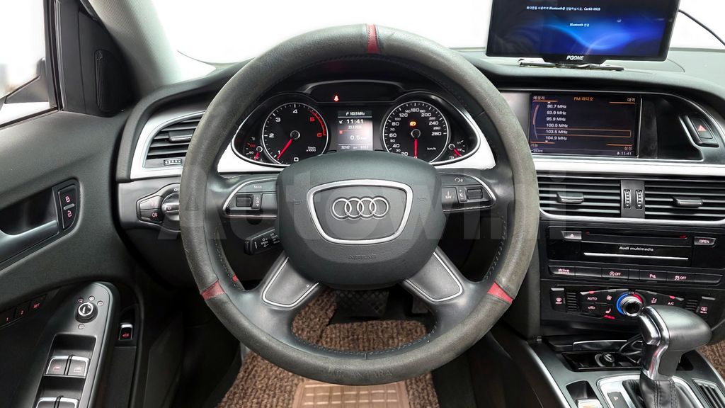 Audi New A4 2.0 TDI dynamic B8 — снимка 13