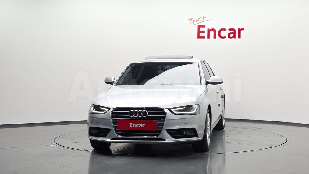 Audi New A4 2.0 TDI dynamic B8 — снимка 3