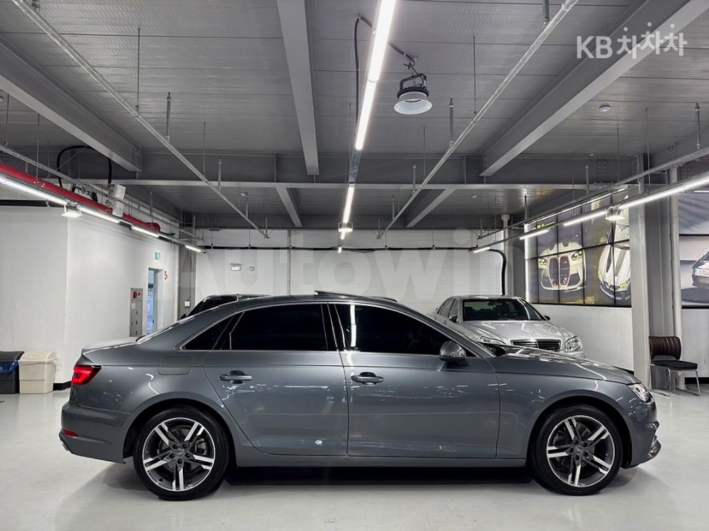 Audi A4 (B9) 40 TFSI - — снимка 6
