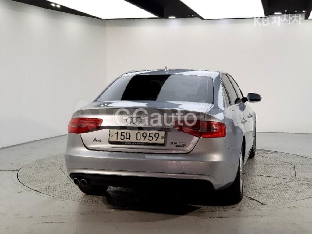 Audi A4 35 TDI Quattro B8 — снимка 3