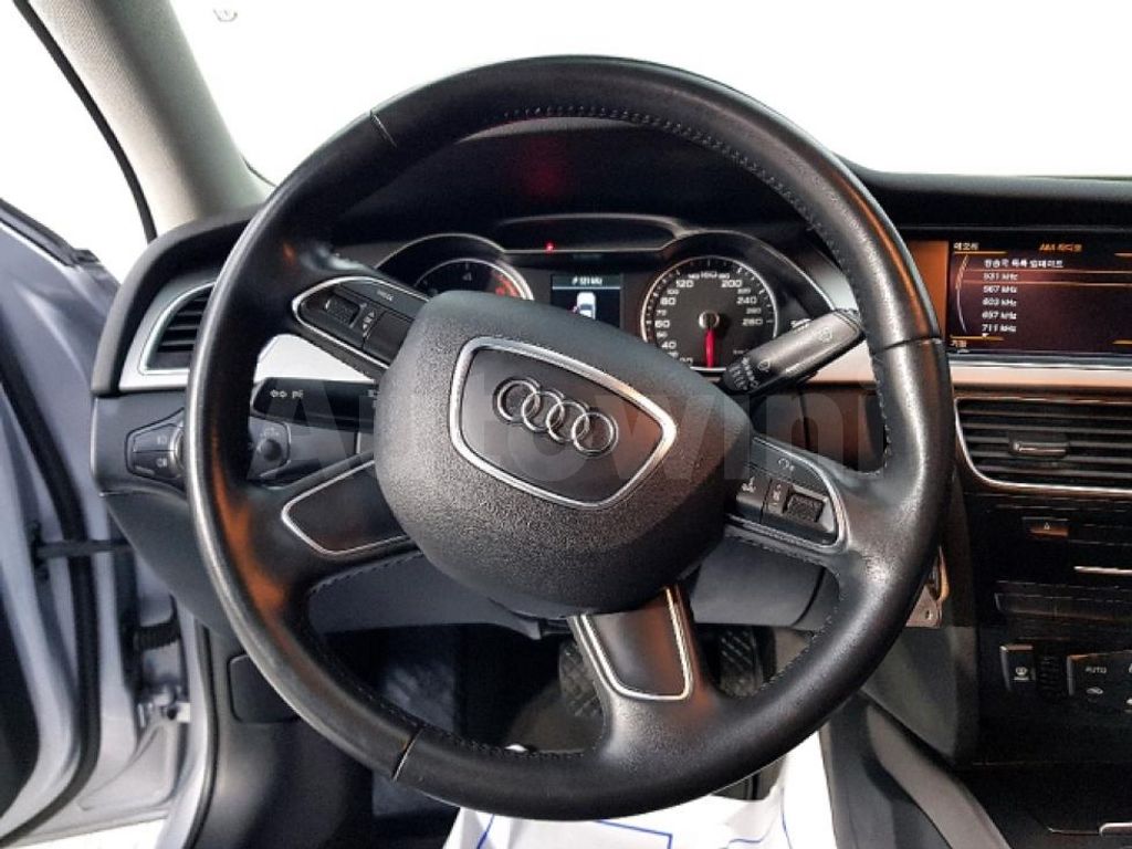Audi A4 35 TDI Quattro B8 — снимка 12