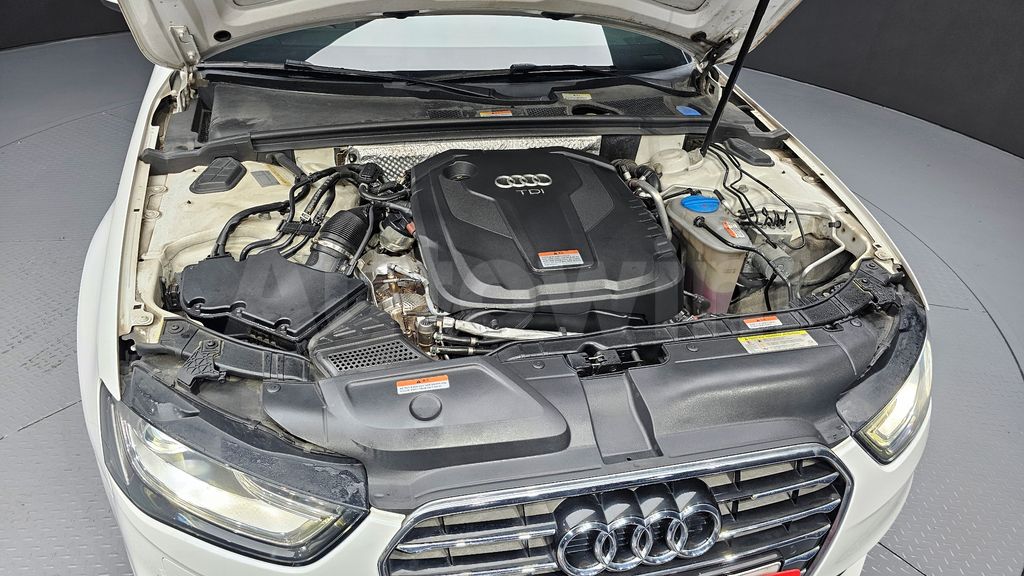Audi New A4 30 TDI Dynamic B8 — снимка 6